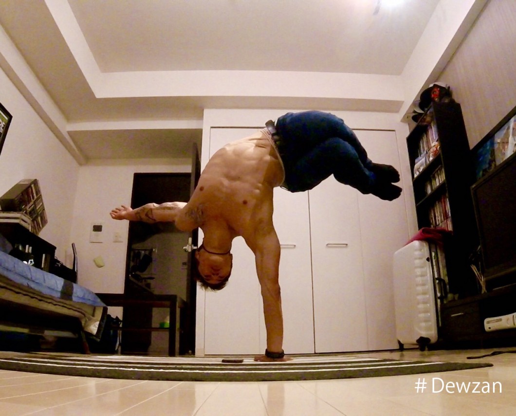 モーコン,juju,ダンサー,筋肉,筋トレ