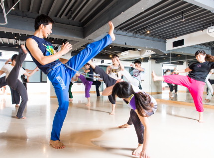 カポエィラ・テンポ